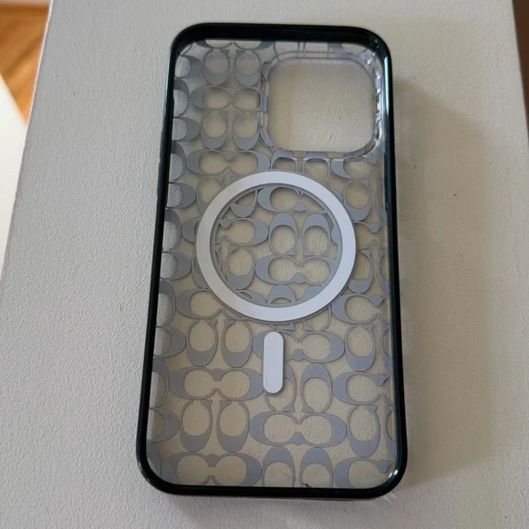 “COACH”iPhone 15 Pro Max phone case.(MagSafe,color-clear/black).Like new🤍🖤 - Picture 7 of 12